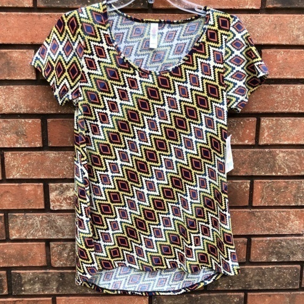 LULAROE Size XXS Classic Tee. NWT.
